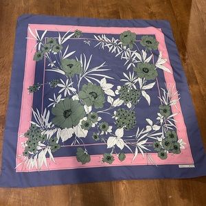 ✨Vintage✨ Marco Corsari Floral Scarf
